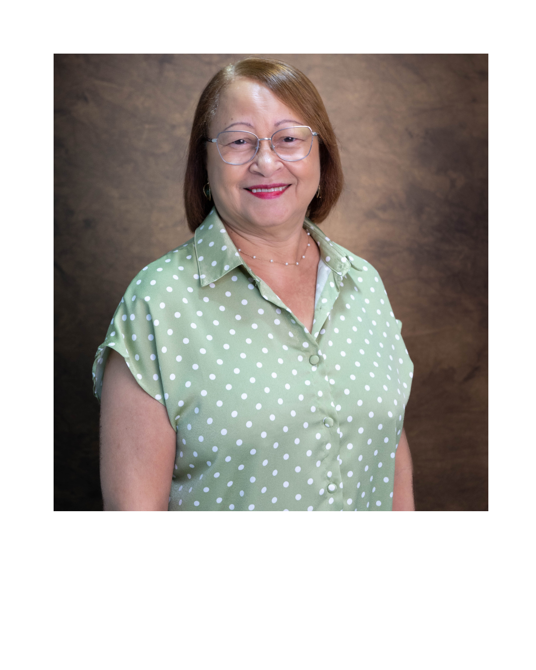 Lucia Cruz Secretaria
